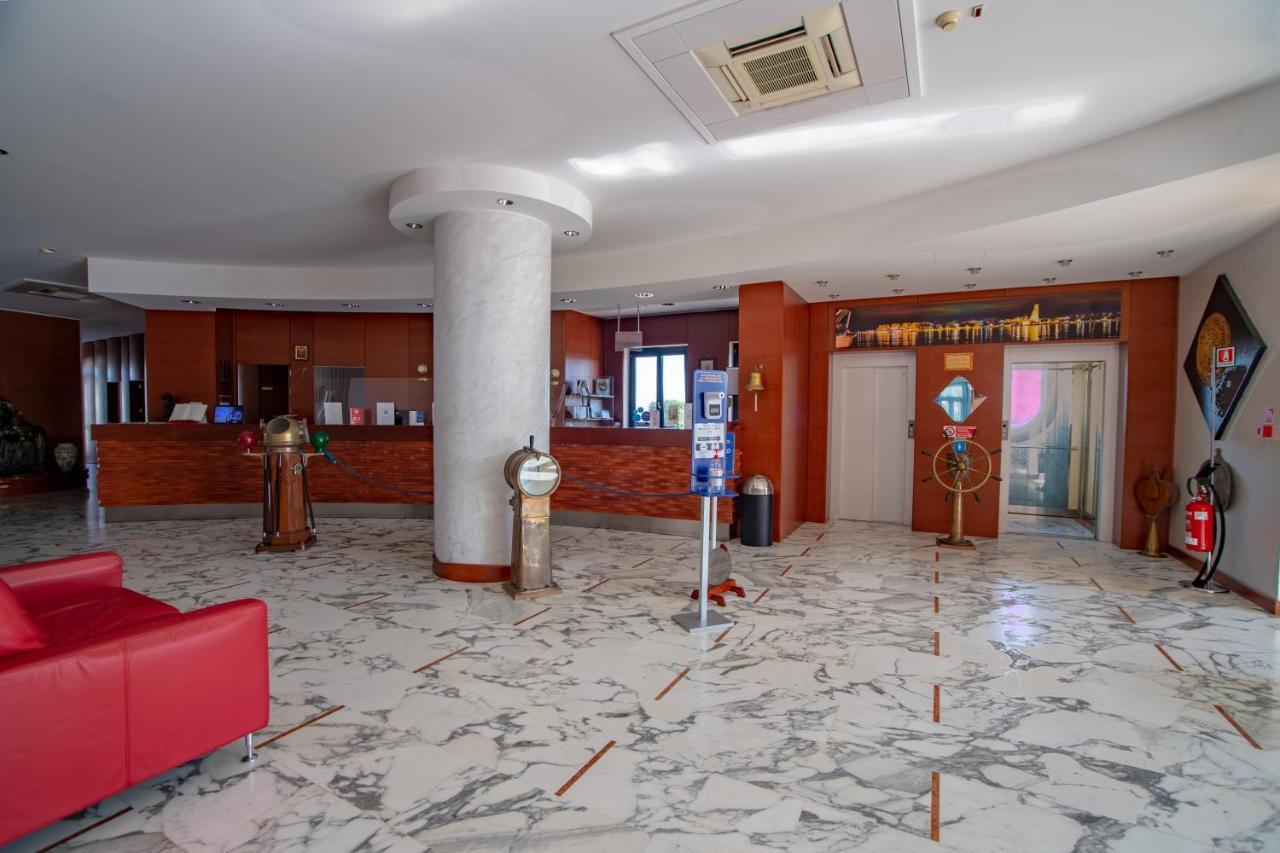 Best Western Hotel Nettuno Brindisi Exterior foto